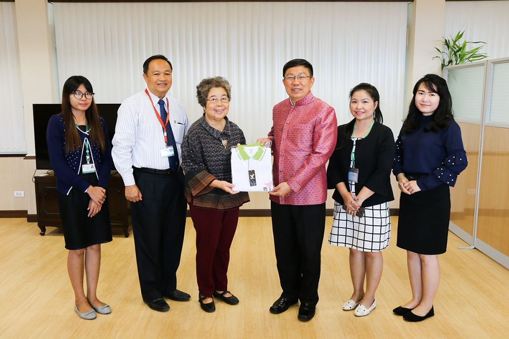 Foundation meeting with Khon Kaen Governor Mr. Somsak Jungtraku